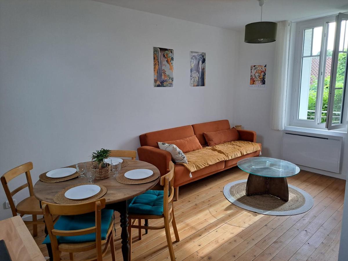 Appartement Calme Dans Maisonnette Graulhet Exterior foto